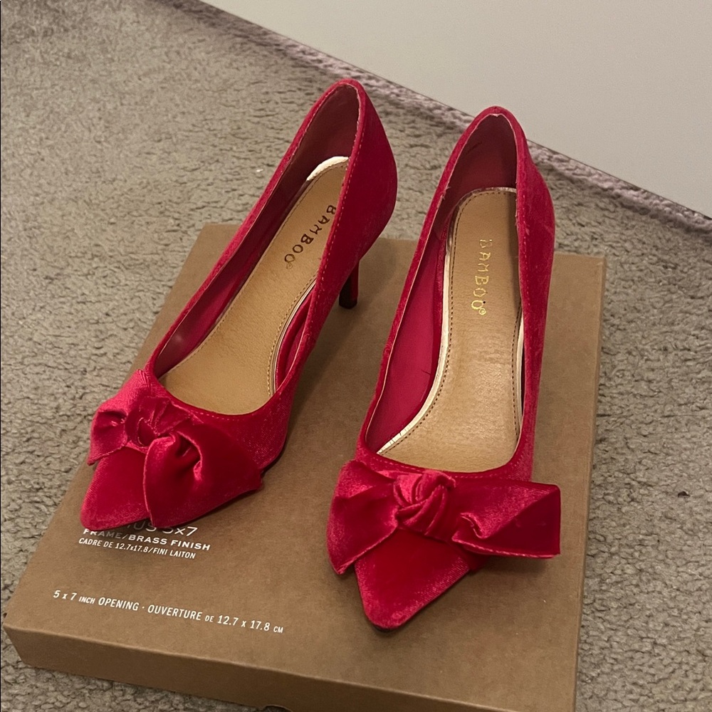 BAMBOO Women's Vibrant Pink Velvet Heels with Bow